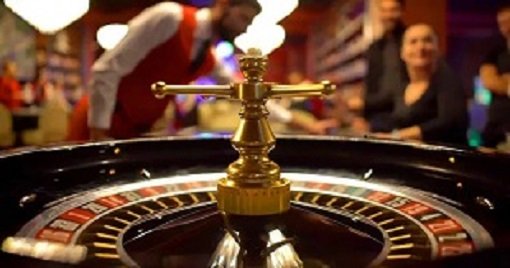 গোল্ডেন এম্পায়ার ক্যাসিনোর রাজকীয় দৃশ্য